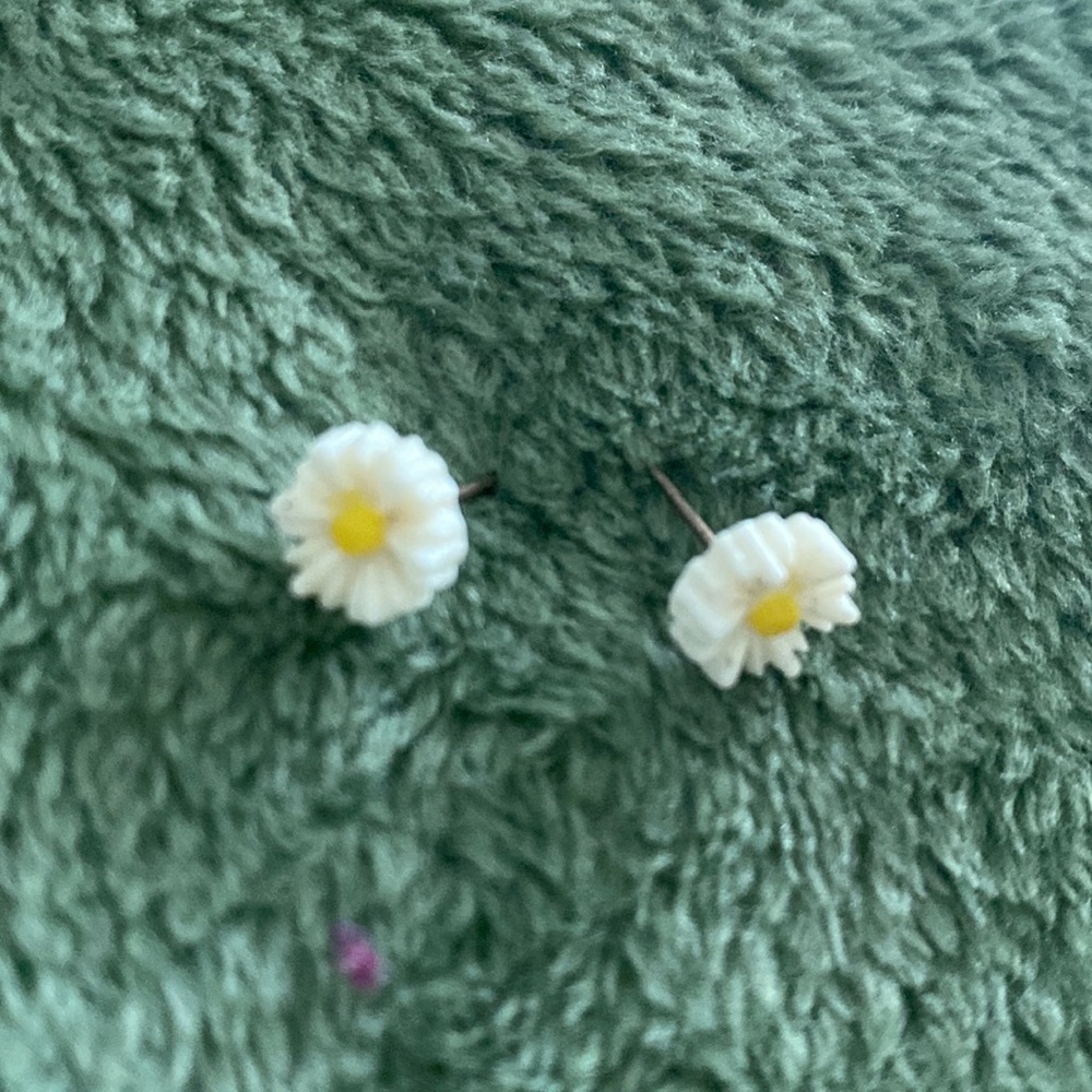 Flower earrings
